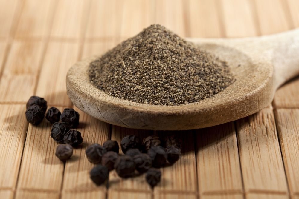 The Natural Health Benefits of Black Pepper Powder
