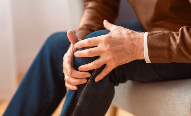 Locked Knee Exercises: What Is Safe and What to Avoid